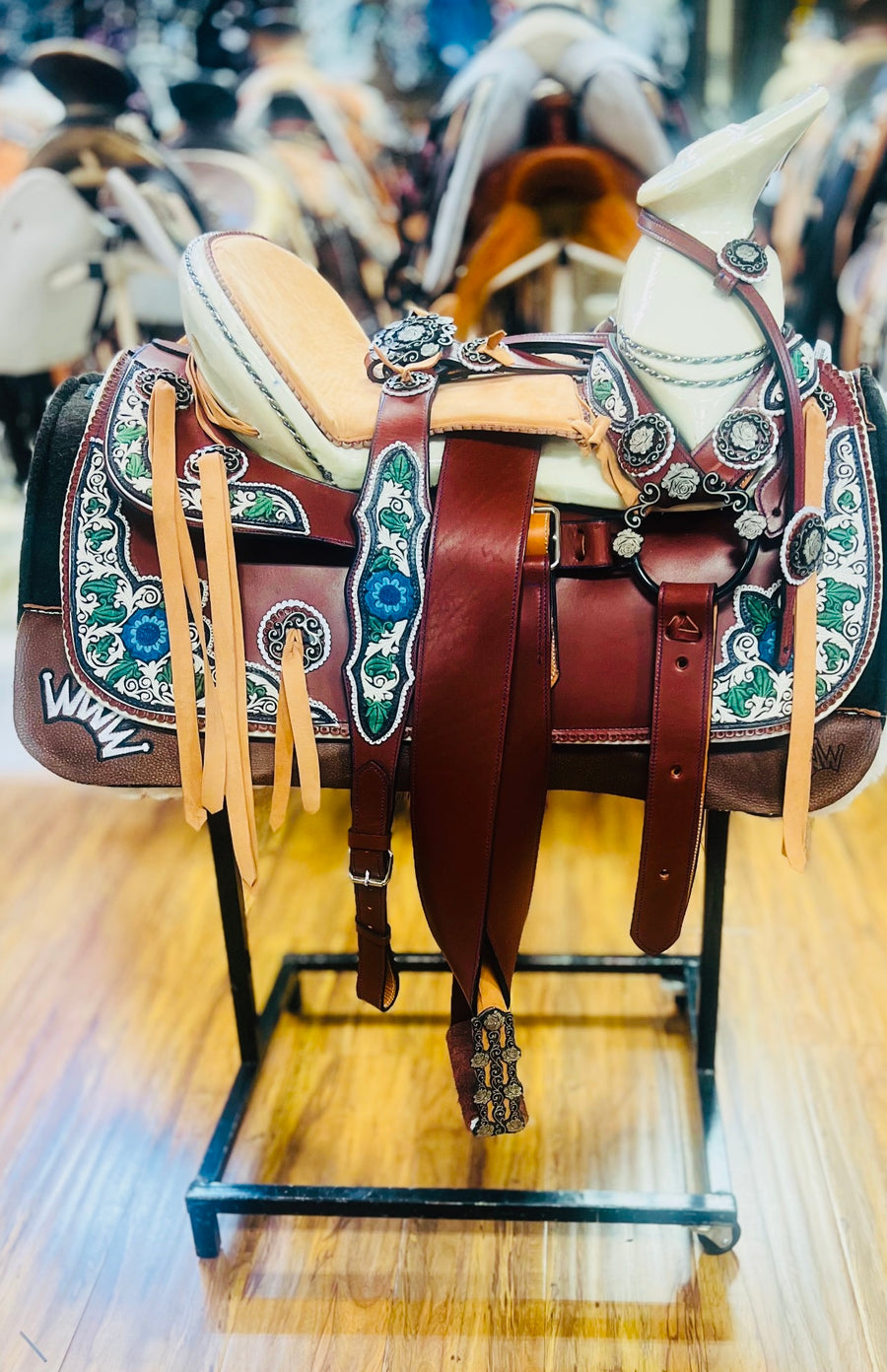 SILLA DE MONTAR PITEADA