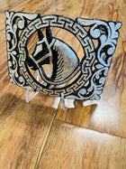 HEBILLA CHARRA DE PAVON CALADA CON INCRUSTACIONES DE PLATA. ELABORADA DE ARTESANIA.