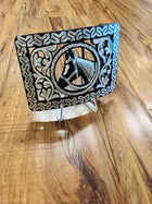 HEBILLA CHARRA DE PAVON CALADA CON INCRUSTACIONES DE PLATA. ELABORADA DE ARTESANIA.
