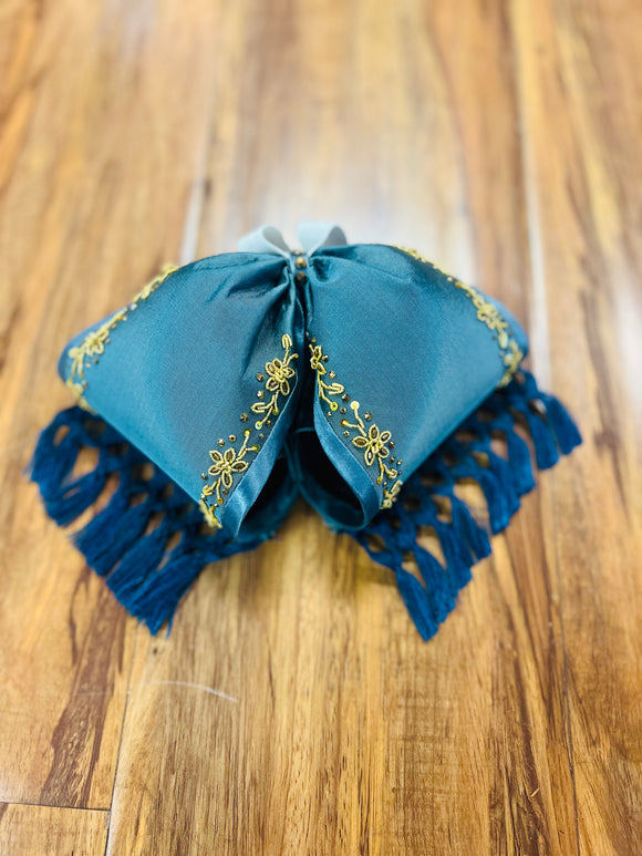 MOÑOS CHARRO CON BORDADO EN LATERALES