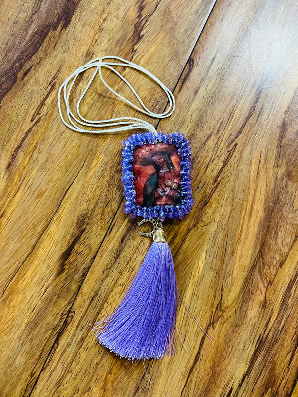 ESCAPULARIO DE LA VIRGEN DE GUADALUPE EN  COLOR MORADO