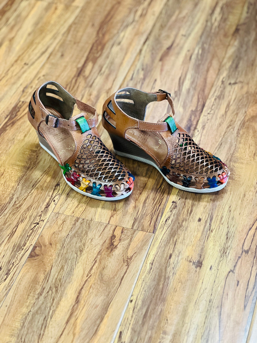 LIZZY LEATHER SANDALS  HEELS 1574