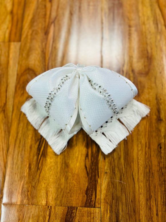 MOÑOS CHARRO CON BORDADO EN LATERALES