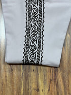 PANTALONES DE CHARRO CON GRECA.