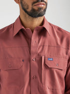 MENS WRANGLER PERFORMANCE BUTTON LONG SLEEVE SOLID SHIRT