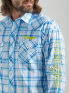 MEN'S WRANGLER® LOGO LONG SLEEVE WESTERN SNAP PLAID SHIRT IN SEA BLUE