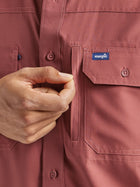 MENS WRANGLER PERFORMANCE BUTTON LONG SLEEVE SOLID SHIRT