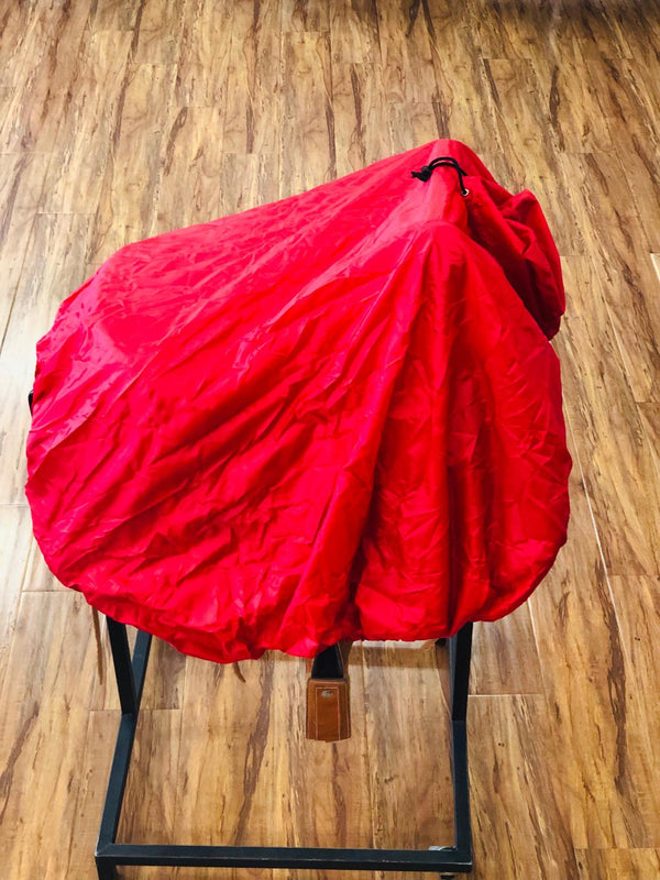 FUNDAS ROJAS PARA MONTURA CHARRA DE ESCARAMUZA.  RED SADDLE BAG FOR CHARRO SIDE- SADDLE , HerraduraDeOro - HerraduraDeOro