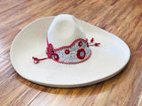 SOMBREROS DE CHARRO DE LANA COLOR HUESO CLARO. AUTHENTIC BONE COLOR CHARRO HAT