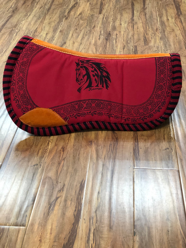 CARONA CHARRA PARA MONTURA COLA DE PATO. BLACK AND RED CHARRO SADDLE PAD , HerraduraDeOro - HerraduraDeOro