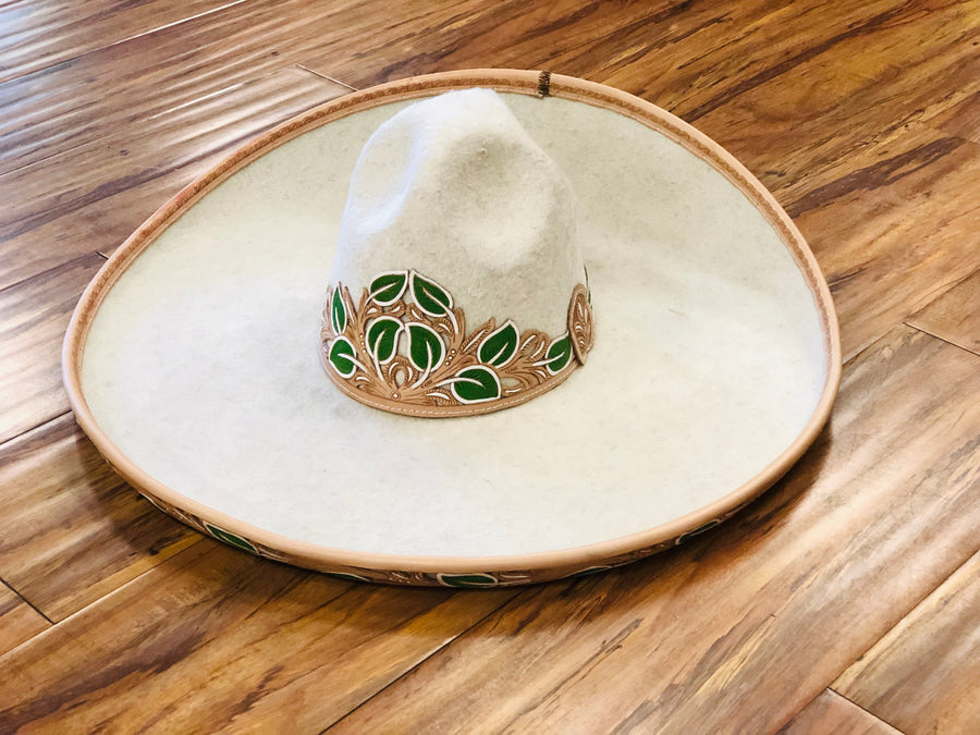 SOMBRERO DE CHARRO DE ADULTO COLOR HUESO CON TOQUILLA Y RIBETE CALADA