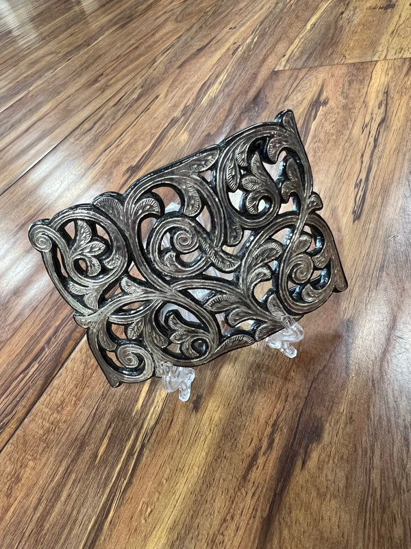 HEBILLA CHARRA DE PAVON CALADA CON INCRUSTACIONES DE PLATA