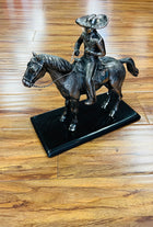 ESTATUA DE CHARRO