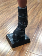 CANILLERAS DE CABALLO NEGRAS CON CAMPANA.BLACK LEATHER COMO BOOTS.